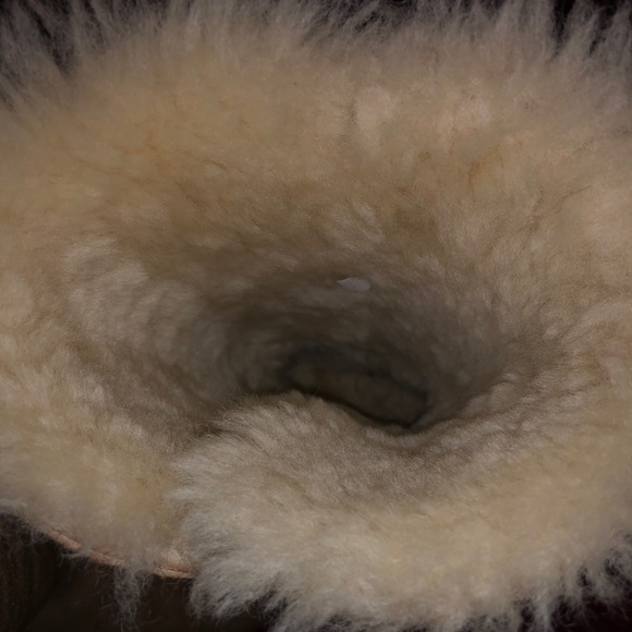 Triple Bailey Button Ugg Boots - Picture 2 of 4
